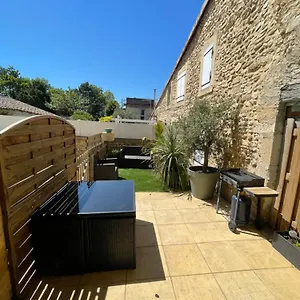 Hébergement de vacances Charmante Maison De Village, Livron-sur-Drôme